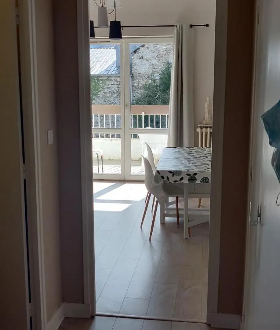 Appartement T2 Avec Terrasse Luchon Bagnères-de-Luchon 아파트